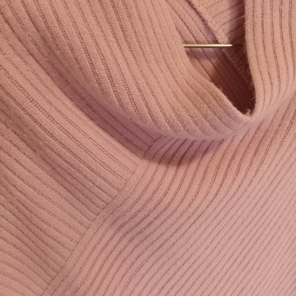 Poncho - Picture 4 of 6